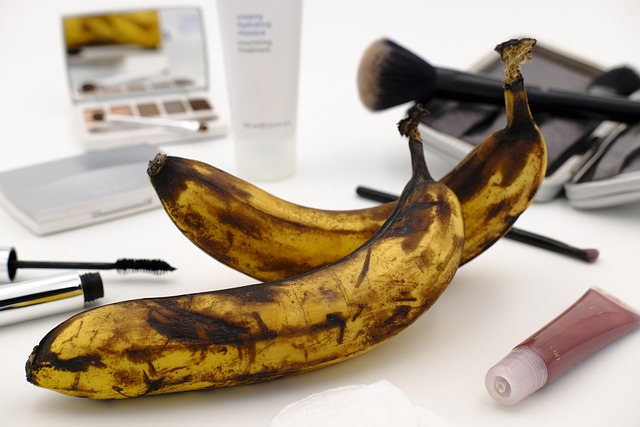 banana, old, aged, scruffy, ephemeral, transience, make up, restore, antiaging, anti aging, anti age, rejuvenate, fruit, food, vitamins, nourishment, antiaging, antiaging, antiaging, antiaging, antiaging, anti aging, anti aging, anti aging, anti aging, anti aging, anti age