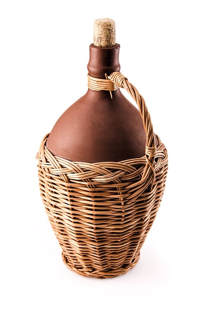 drinks, bottle, wine, food, wicker, alcohol, brown, container, traditional, culture, handle, material, rough, household, cork, ceramics, concepts, revival, product, vine, equipment, protection
